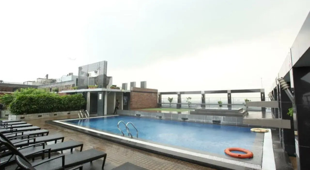 ঢাকা রিজেন্সিতে শুরু বিজয় উল্লাস